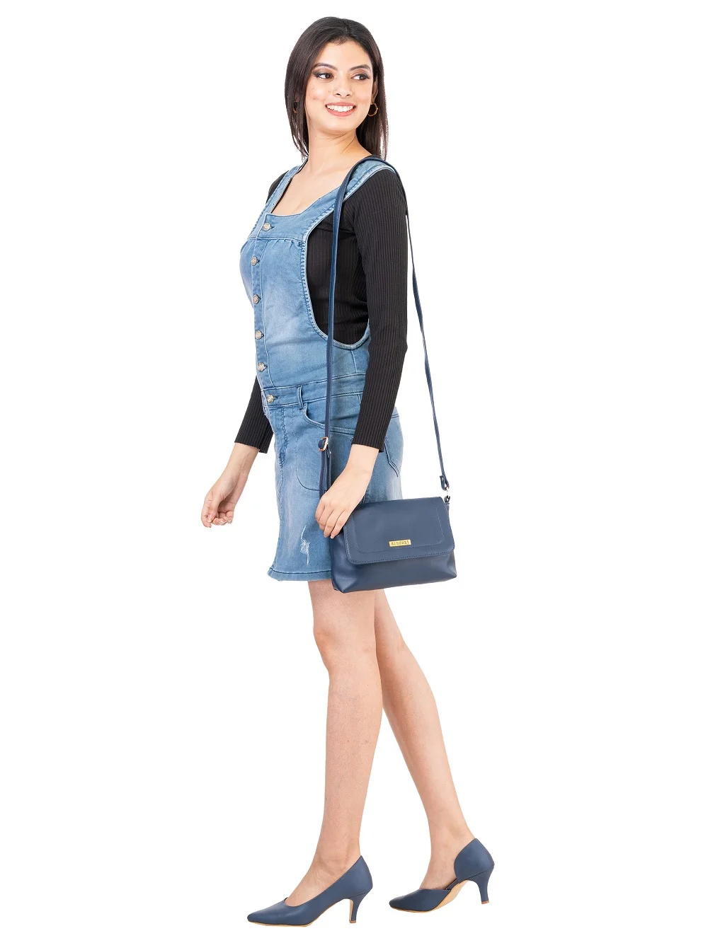 Buy trendy Cane Sling Bag online in India - Smitam Lifestyle